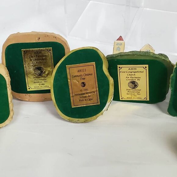 Liberty Falls Miniature Houses Lot of 7 - Picture 6 of 8